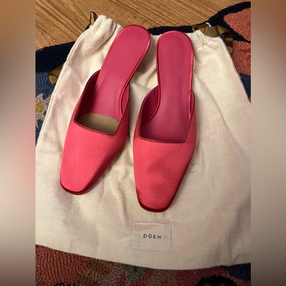 Doen Asher Satin Mules Kitten Heel - Picture 2 of 8